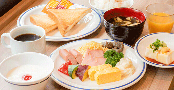 朝食